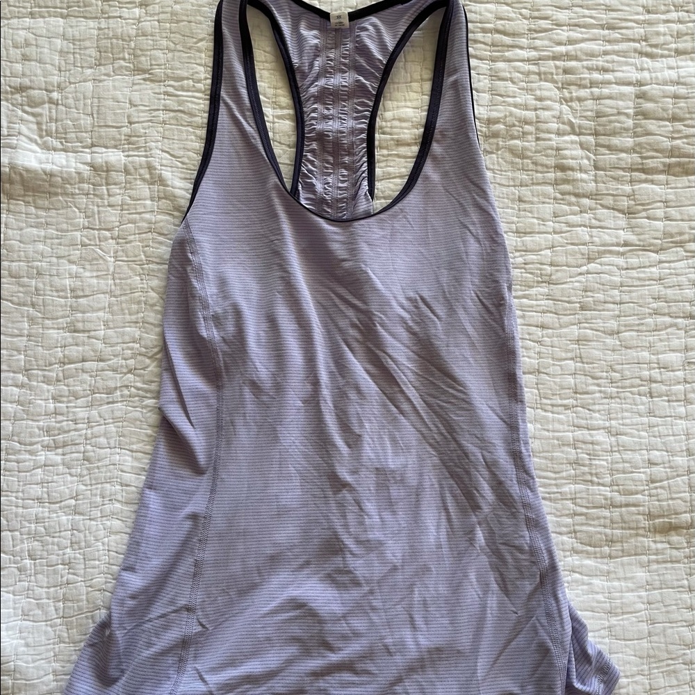 Lululemon tank